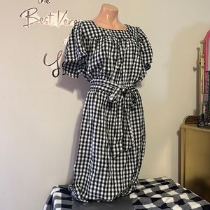 Black and white gingham
